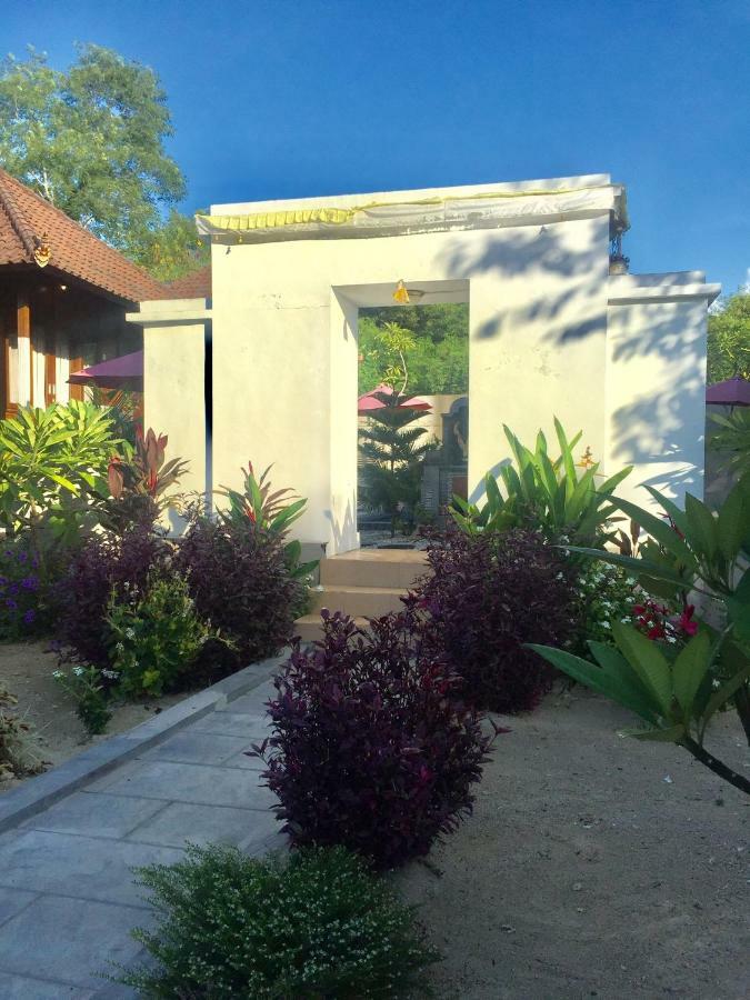 Hotel Puri Sari Mangrove Lembongan Exterior foto